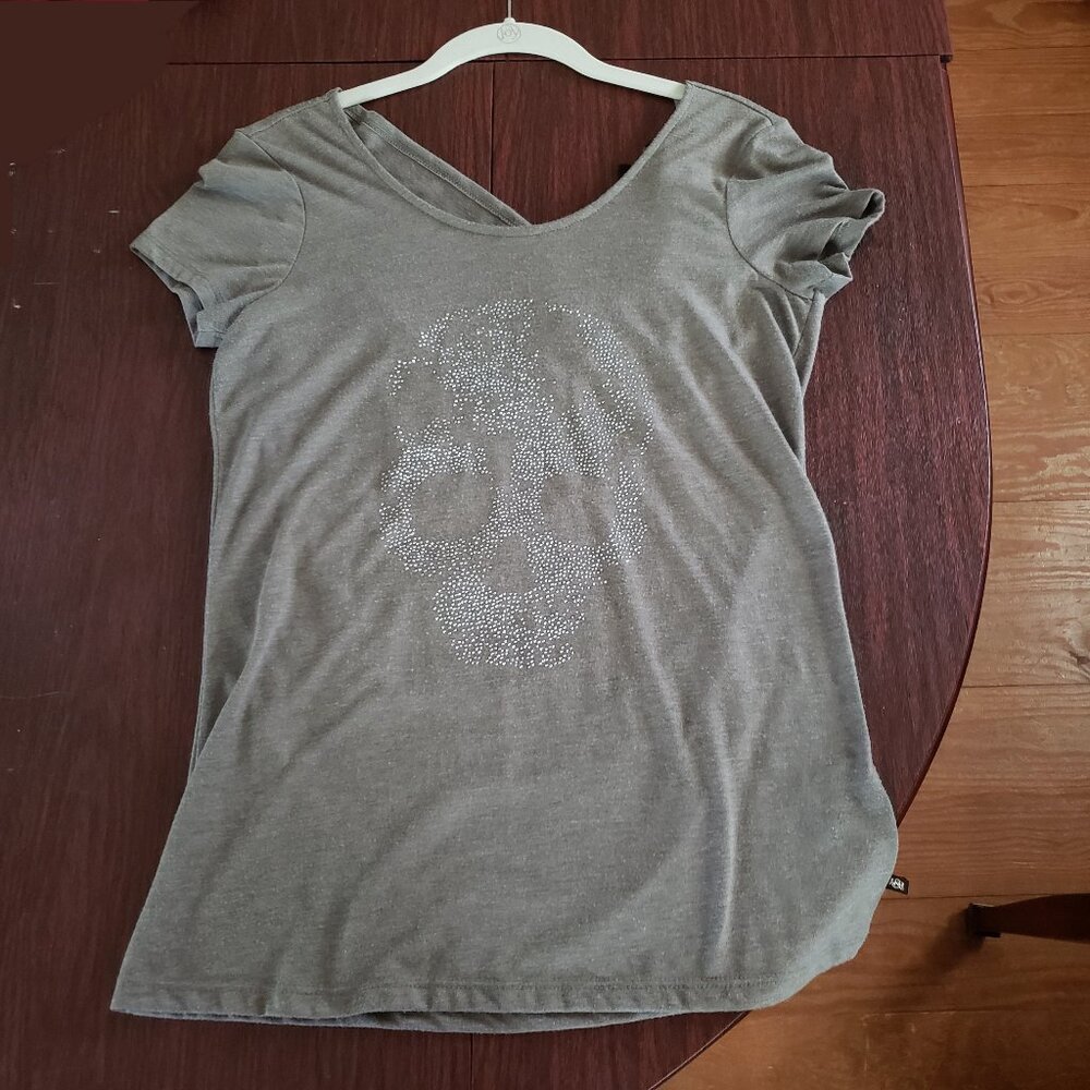 Rock & Republic Skull rhinestone grey cowl back shirt